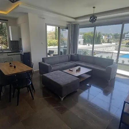 Appartamento 2+1 Luxury Flat In A Site With 2 Swimming Pools