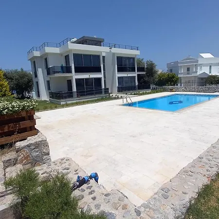 Appartamento 2+1 Luxury Flat In A Site With 2 Swimming Pools
