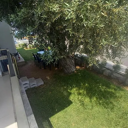 2+1 Luxury Flat In A Site With 2 Swimming Pools Kerínia
