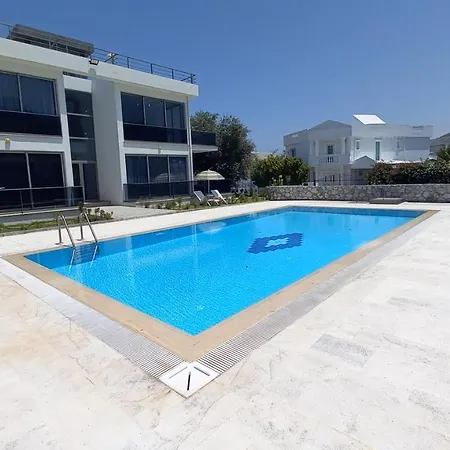 2+1 Luxury Flat In A Site With 2 Swimming Pools * Kerínia